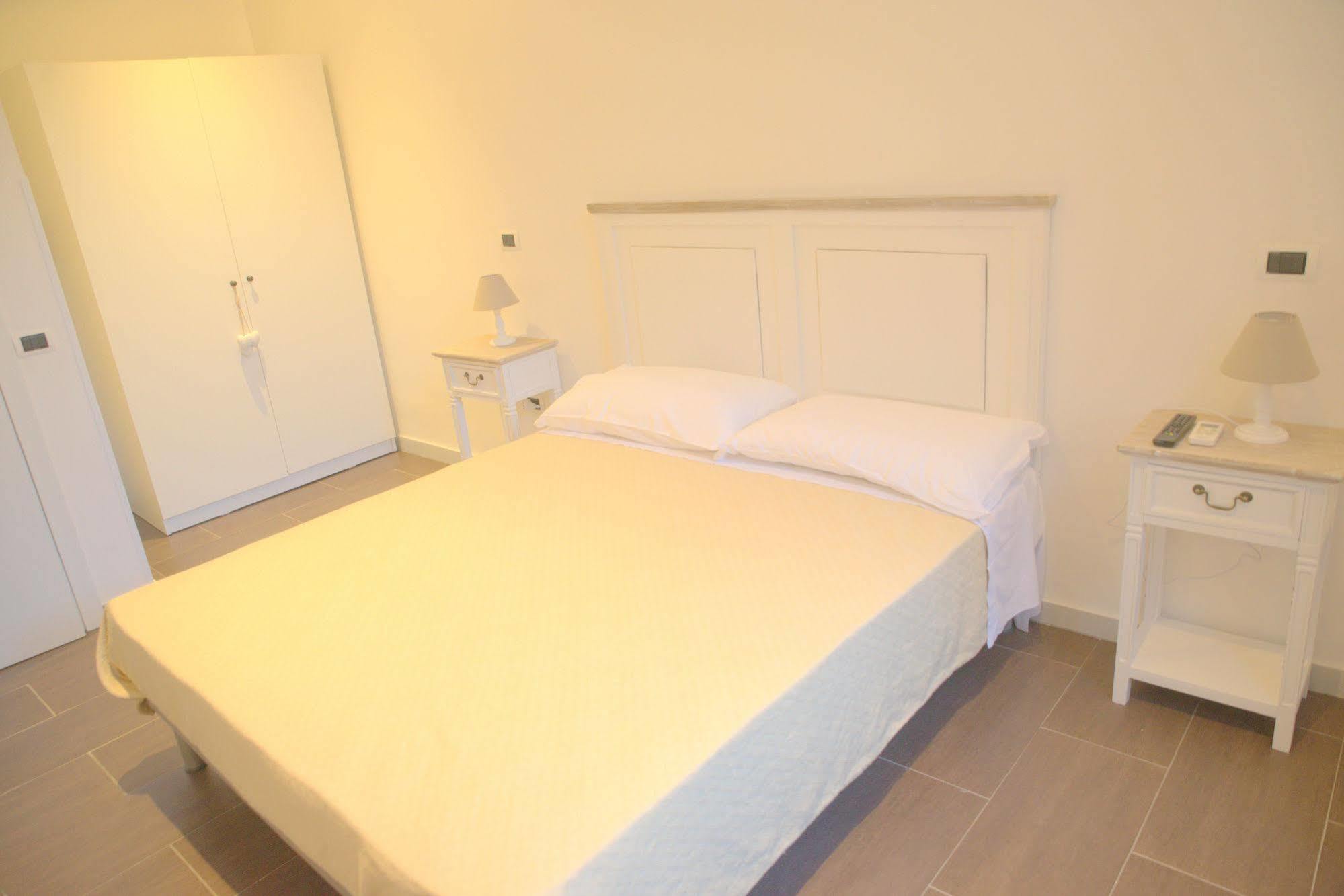 Guesthouse O Affittacamere La Civetta Di Trastevere Рим Экстерьер фото