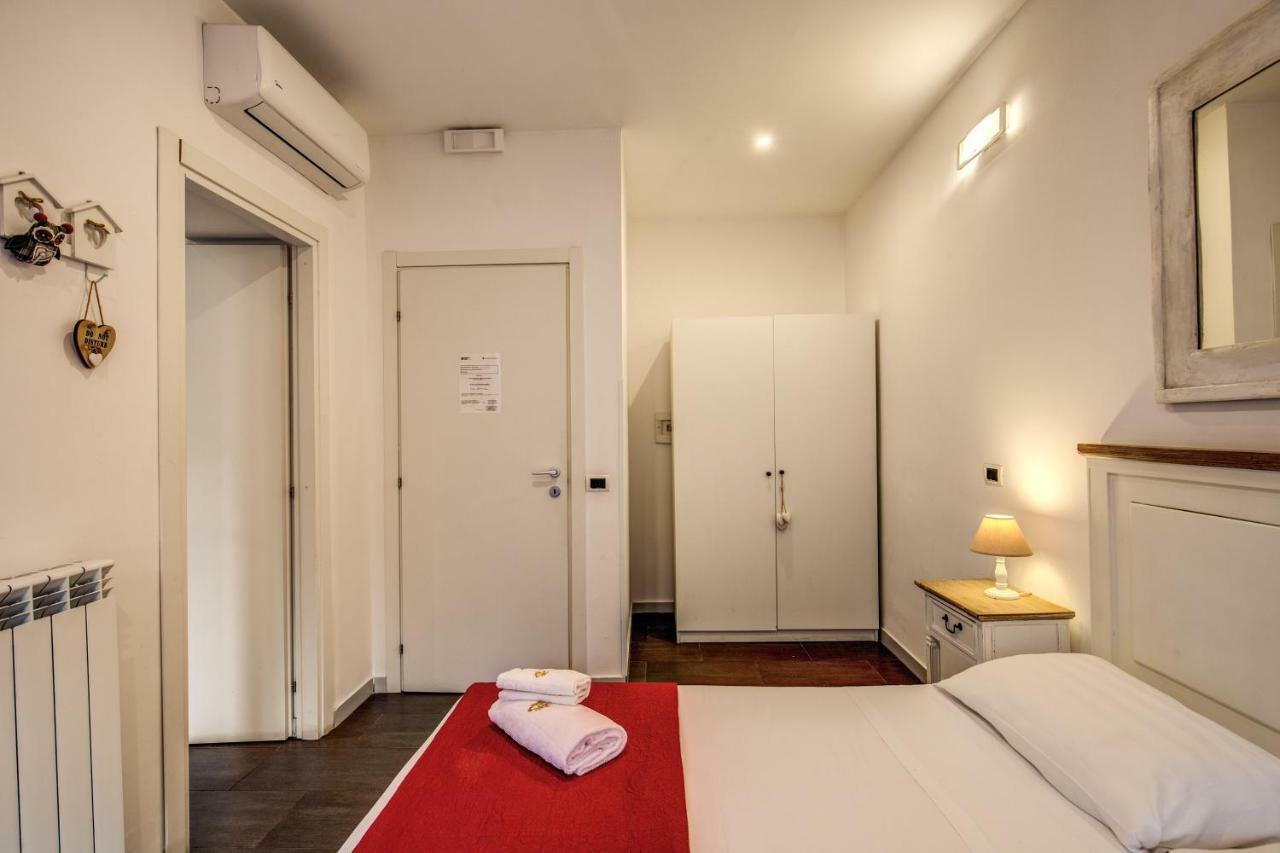 Guesthouse O Affittacamere La Civetta Di Trastevere Рим Экстерьер фото